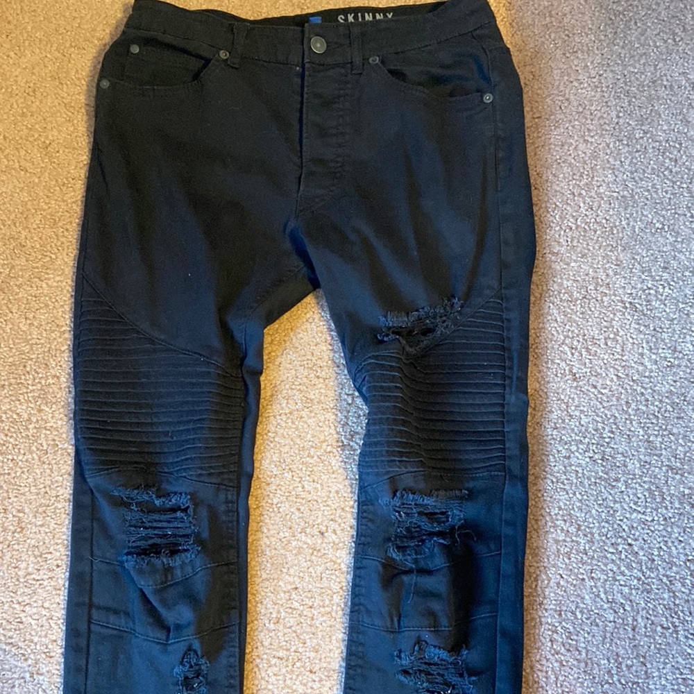 Divided Distressed Black Skinny Jeans